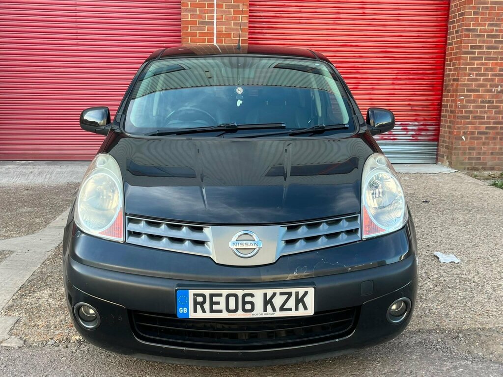 Nissan Note 1.6 16V Sve Black #2