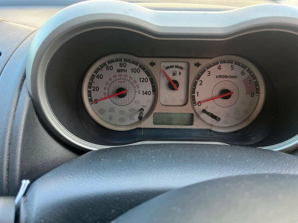 Nissan Note Hatchback Blue #30