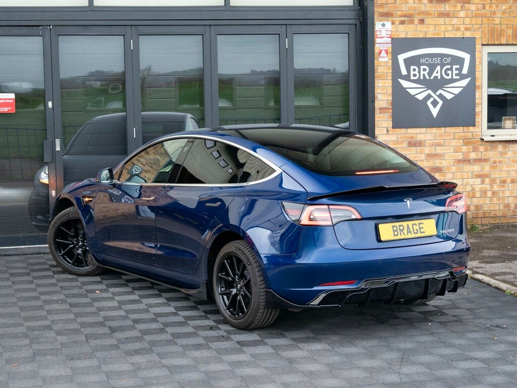 Tesla Model 3 Dual Motor Long Range 4Wde Blue