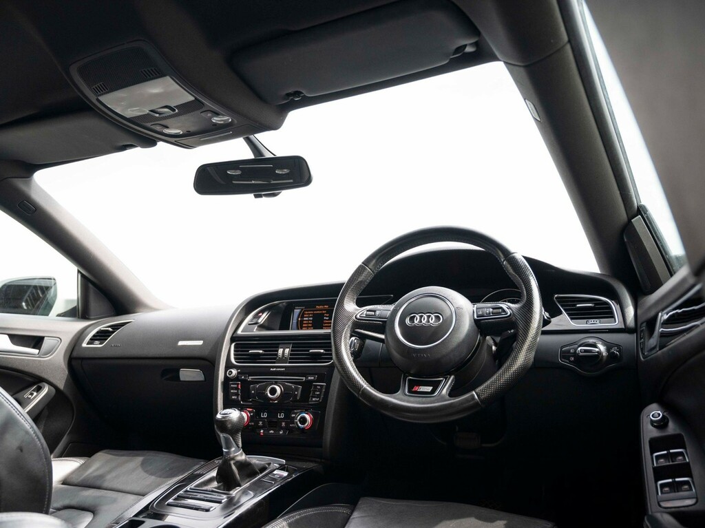 Audi A5 2.0 Tdi S Line Sportback Euro 5 Ss OE62ZSW White #3