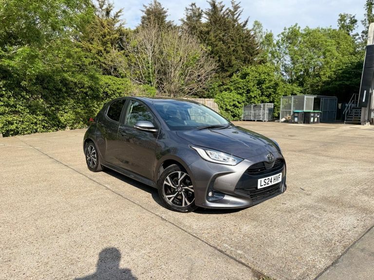 Toyota Yaris 1.5 Vvt-h Design E-cvt Euro 6 Ss LS24HVF #2
