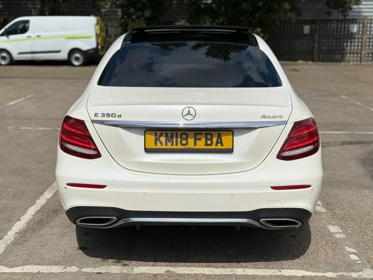 Mercedes-Benz E Class 3.0 E350d V6 Amg Line Premium Plus G-tronic 4Ma KM18FBA White #6