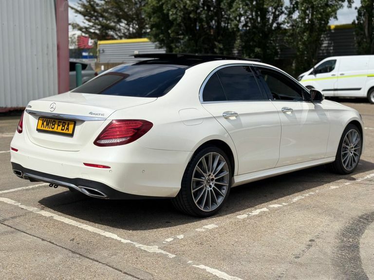 Mercedes-Benz E Class 3.0 E350d V6 Amg Line Premium Plus G-tronic 4Ma KM18FBA White #5