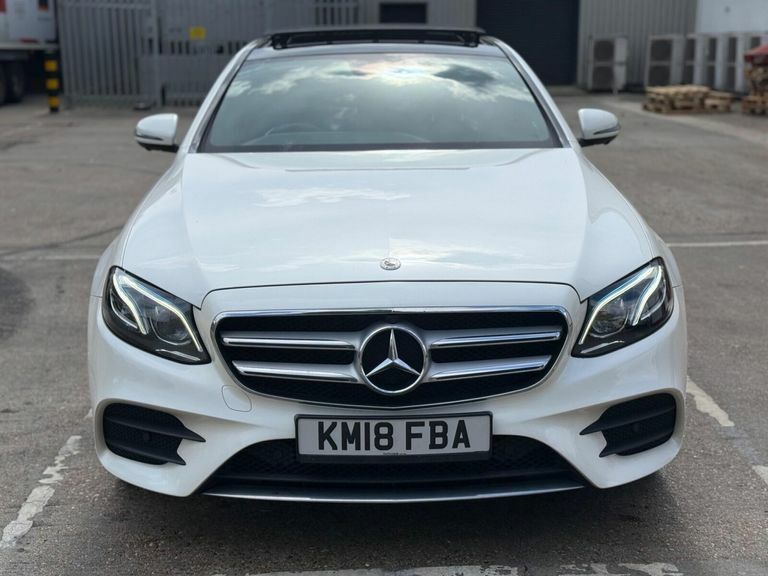 Mercedes-Benz E Class 3.0 E350d V6 Amg Line Premium Plus G-tronic 4Ma KM18FBA White #3