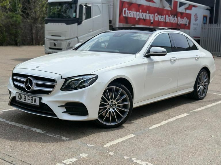 Mercedes-Benz E Class 3.0 E350d V6 Amg Line Premium Plus G-tronic 4Ma KM18FBA White #4