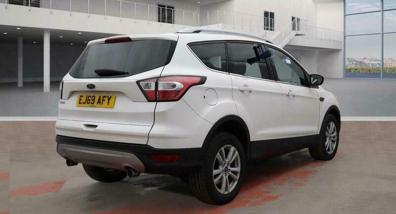 Ford Kuga 2.0 Tdci Ecoblue Zetec EJ69AFY White #5
