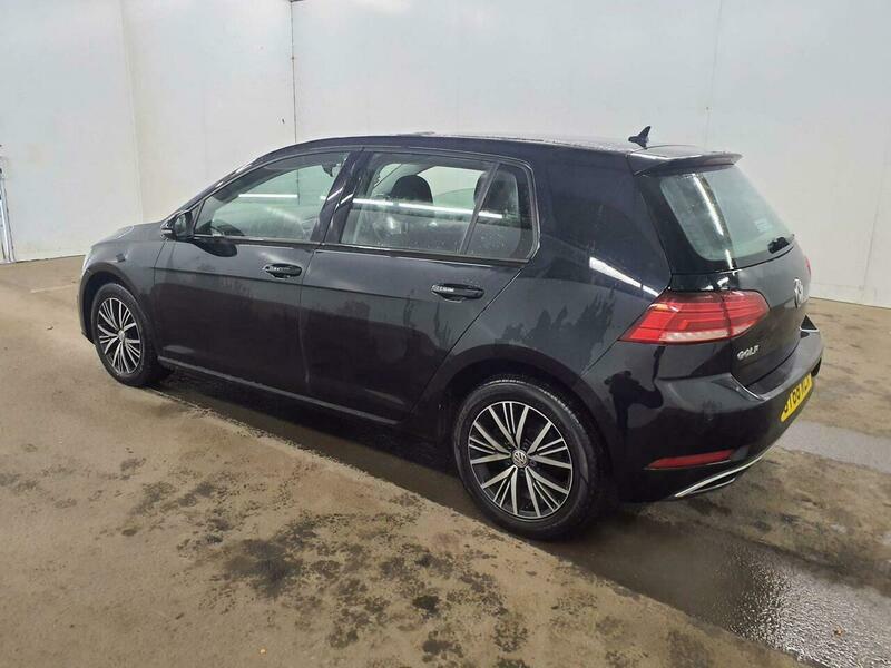 Volkswagen Golf 2.0 Tdi Se Nav ST68RLX Black #5