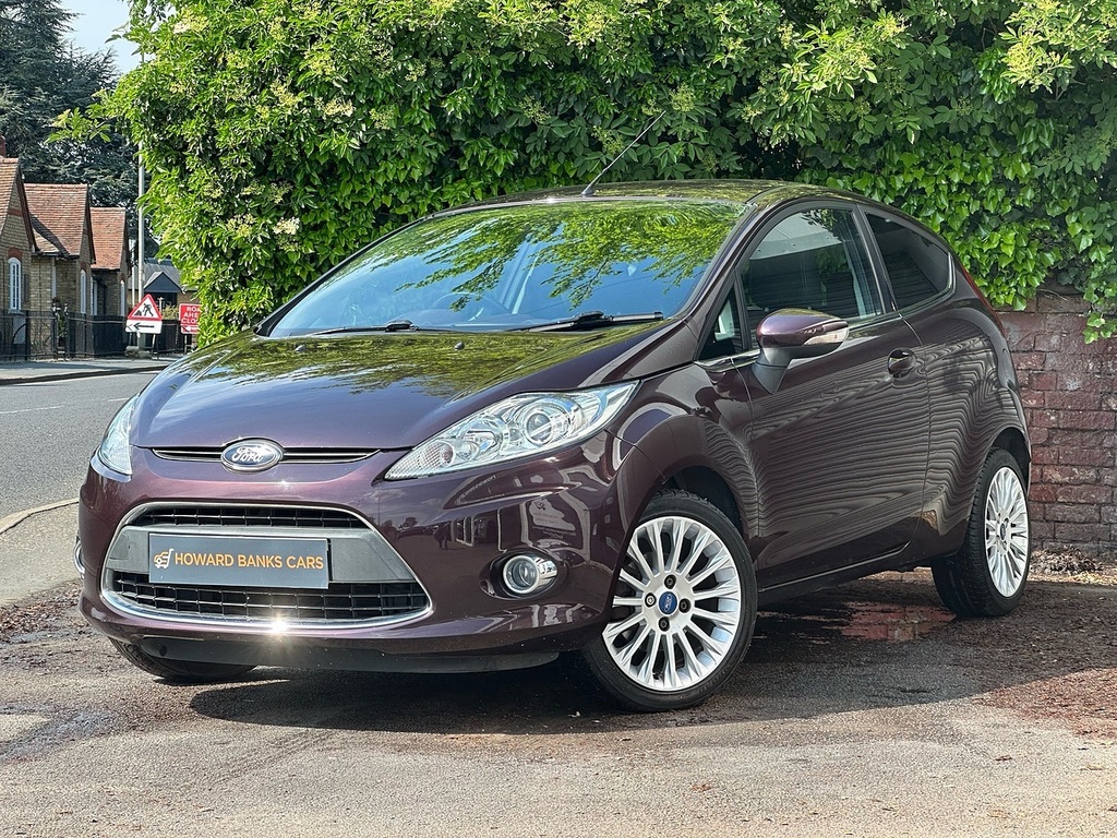 Ford Fiesta Titanium Red #3