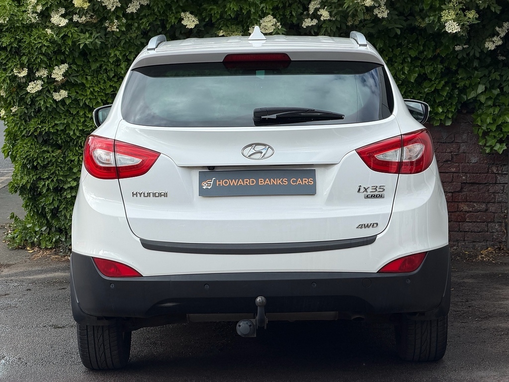 Hyundai Ix35 Crdi Premium White #5