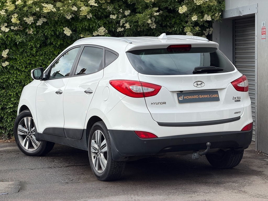 Hyundai Ix35 Crdi Premium White #4