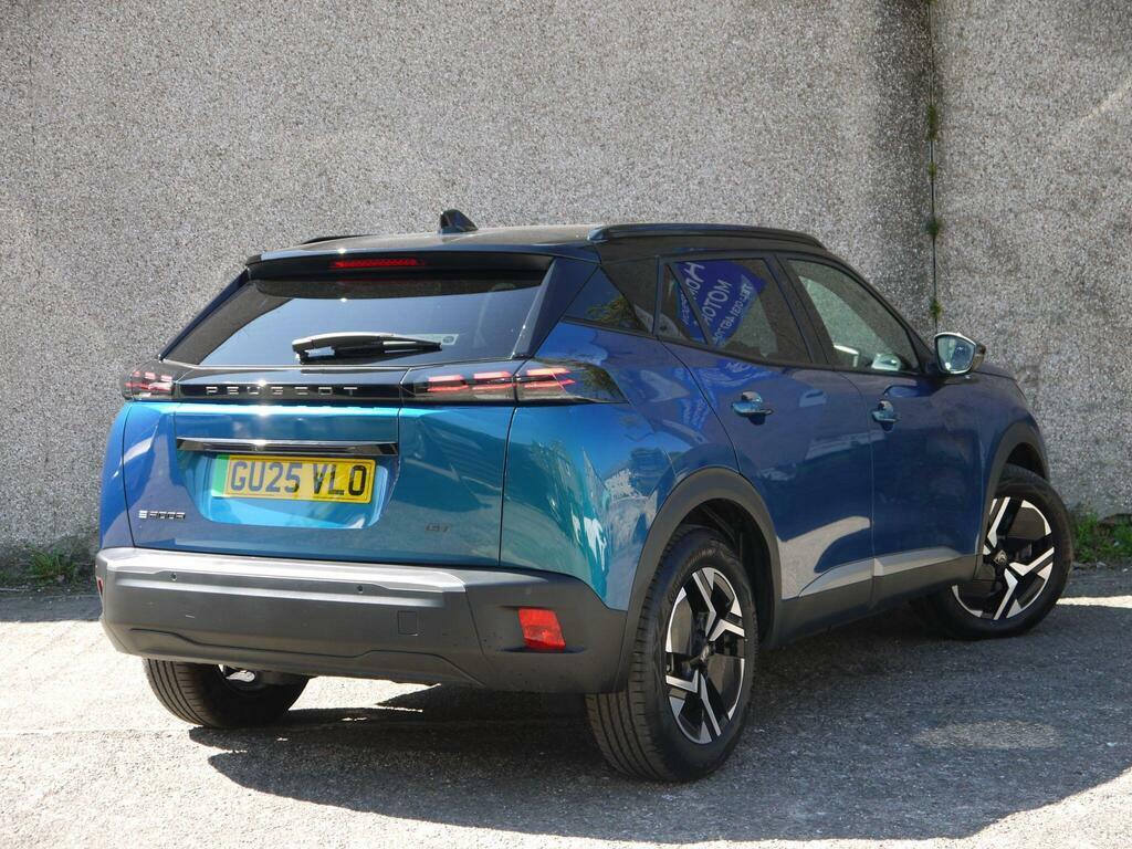 Peugeot e-2008 54Kwh Gt GU25VLO Blue #5