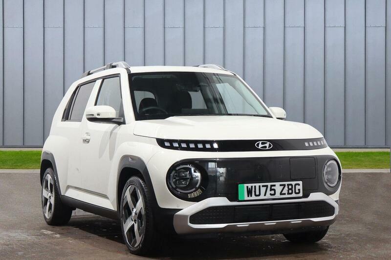 Hyundai Inster Long Range 49Kwh 02 Beige