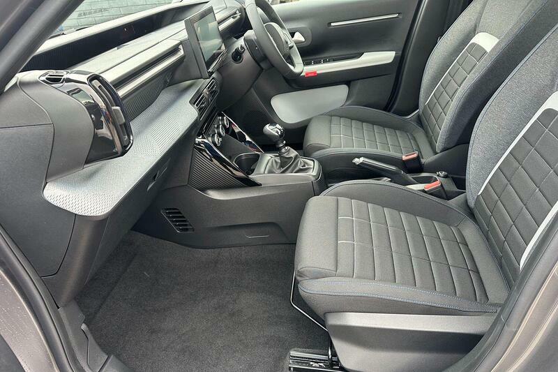 Citroen C3 1.2 Turbo Plus Euro 6 Ss WV26JEJ  #2