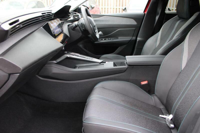 Peugeot 308 1.2 Puretech Allure Eat Euro 6 Ss KS74HCG Red #2