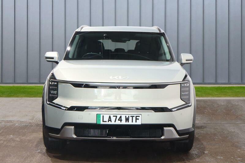 Kia EV9 99.8Kwh Air Rwd LA74WTF Silver #3