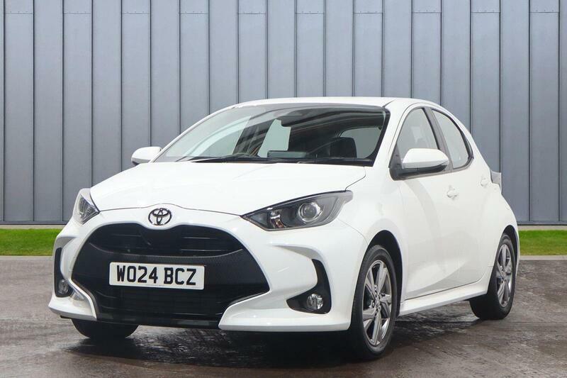 Toyota Yaris 1.5 Vvt-h Icon E-cvt Euro 6 Ss WO24BCZ White #3