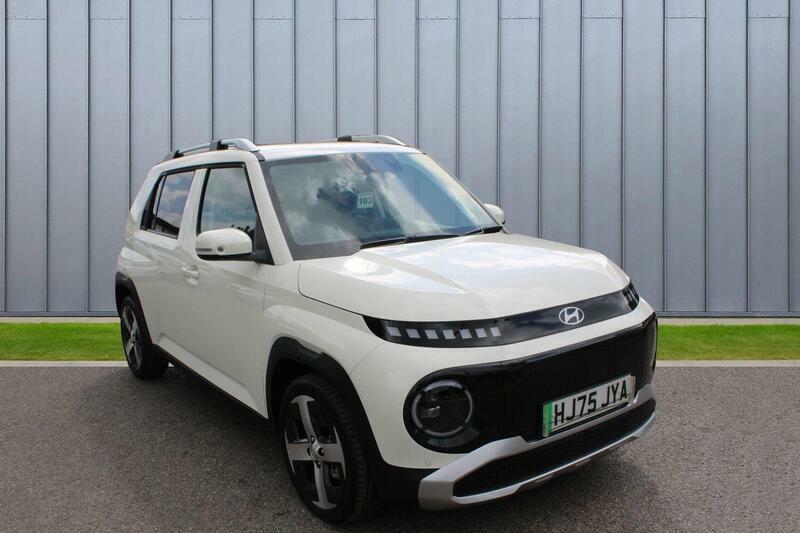 Hyundai Inster Long Range 49Kwh 02 Beige