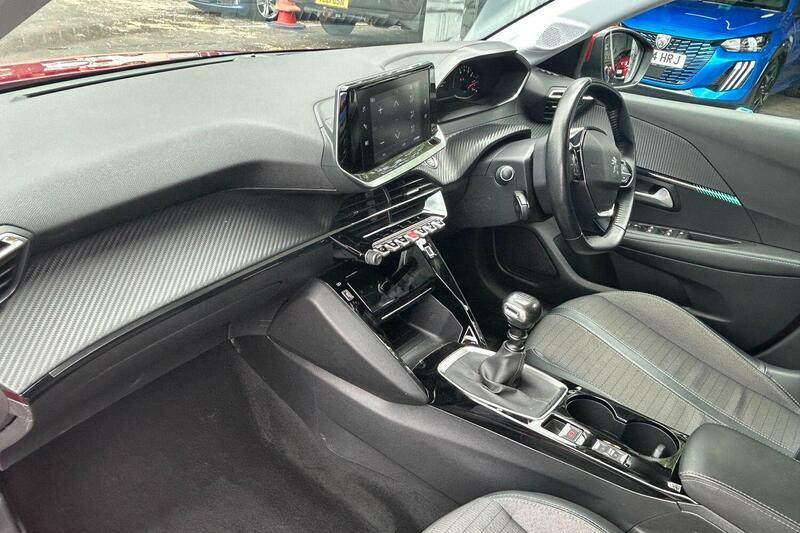 Peugeot 208 1.2 Puretech Allure Euro 6 Ss WV21ONL Red #2