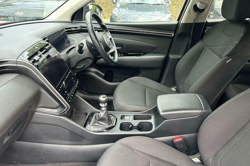 Hyundai Tucson 1.6 T-gdi Se Connect Euro 6 Ss MT23LXO Red #2
