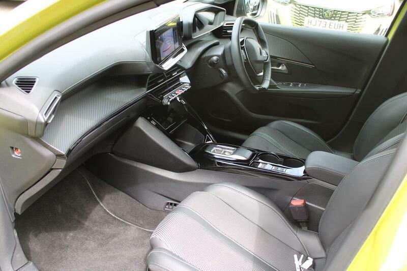 Peugeot e-208 51Kwh Gt 7.4Kw Charger WF24ZXS Yellow #2