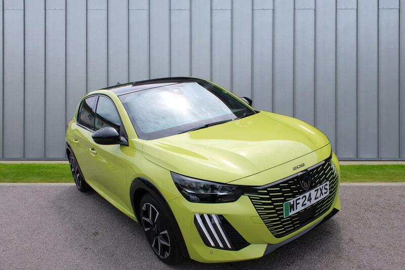 Peugeot e-208 51Kwh Gt 7.4Kw Charger Yellow
