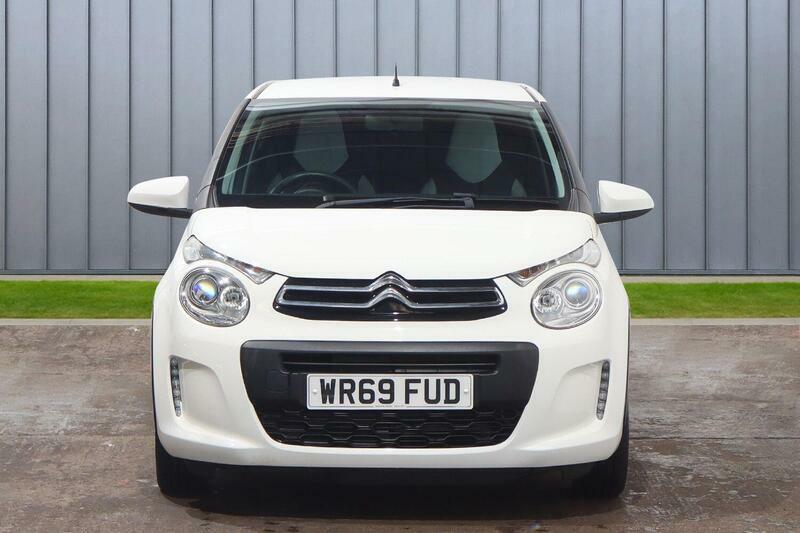 Citroen C1 1.0 Vti Urban Ride Euro 6 Ss WR69FUD White #3