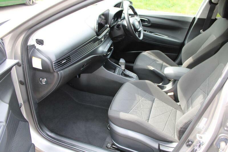 Hyundai Bayon 1.0 T-gdi Mhev Premium Dct Euro 6 Ss WF23YNB Brown #2
