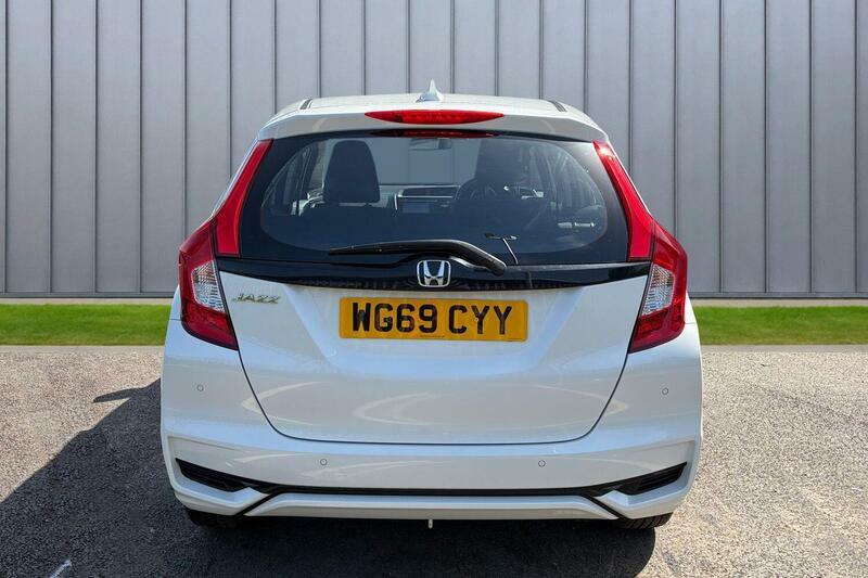 Honda Jazz 1.3 I-vtec Se Euro 6 Ss WG69CYY White #5
