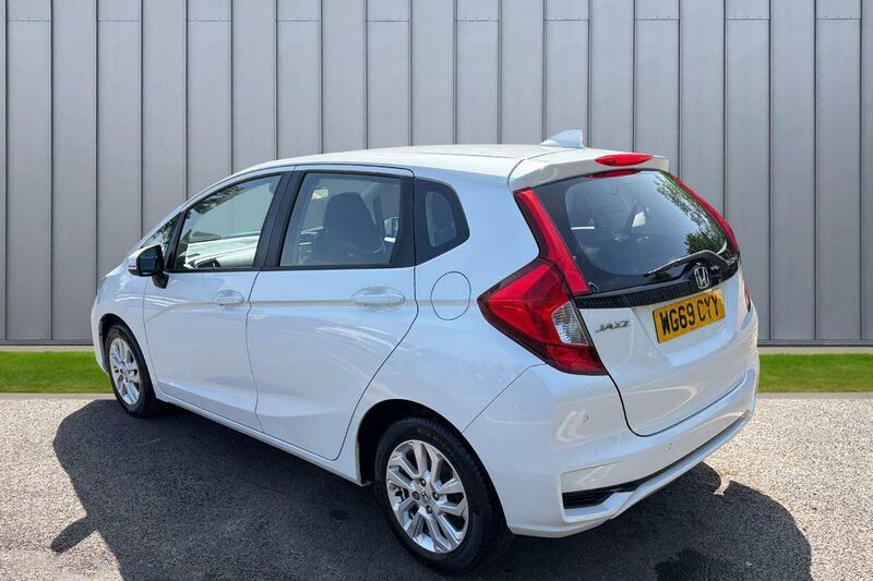 Honda Jazz 1.3 I-vtec Se Euro 6 Ss WG69CYY White #3