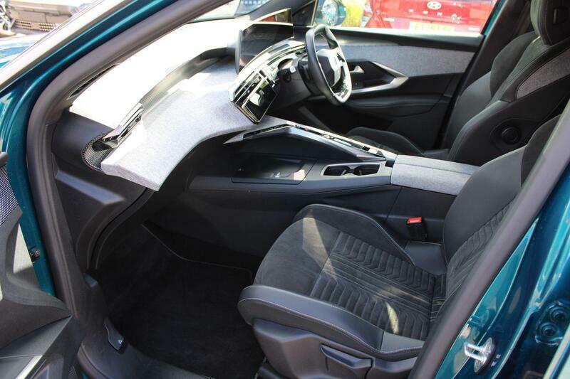 Peugeot 3008 73Kwh Gt SL74OHU Blue #2