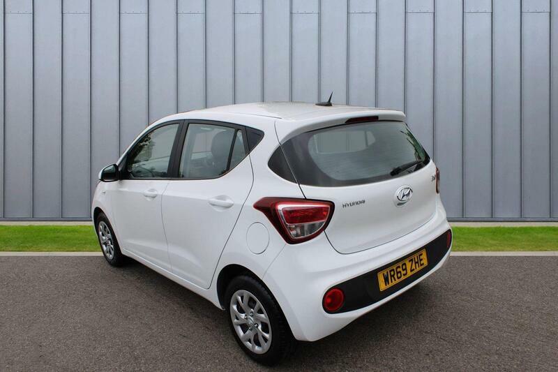 Hyundai I10 1.2 Se Euro 6 WR69ZHE White #2