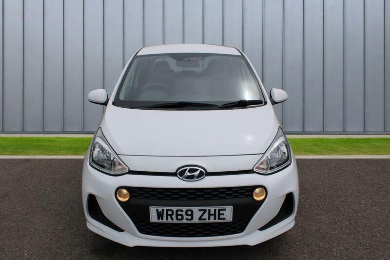Hyundai I10 1.2 Se Euro 6 WR69ZHE White #3