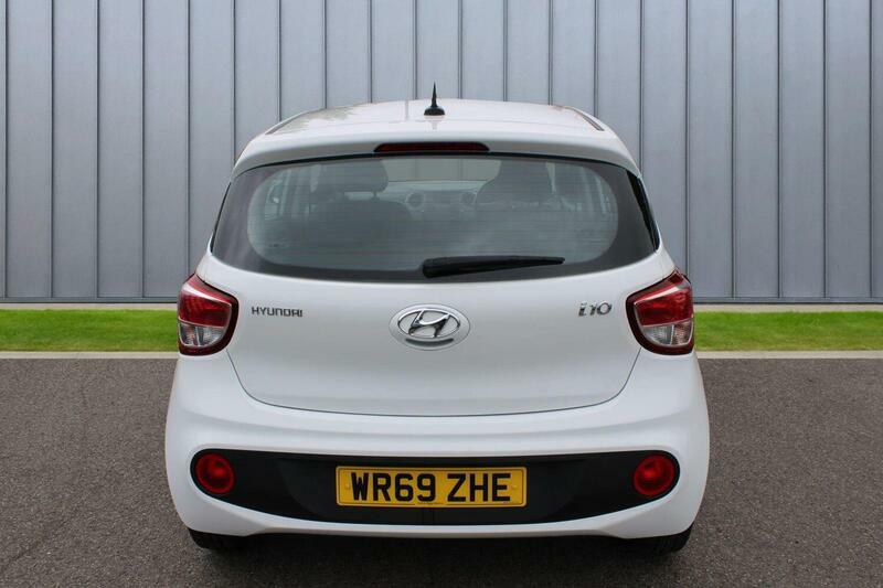 Hyundai I10 1.2 Se Euro 6 WR69ZHE White #4