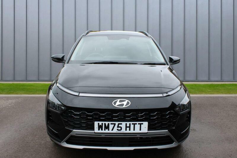 Hyundai Bayon 1.0 T-gdi Tech Line Dct Euro 6 Ss WM75HTT Black #3