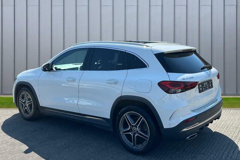 Mercedes-Benz GLA Class 2.0 Gla250 Amg Line Premium Plus 8G-dct Euro 6 White #3