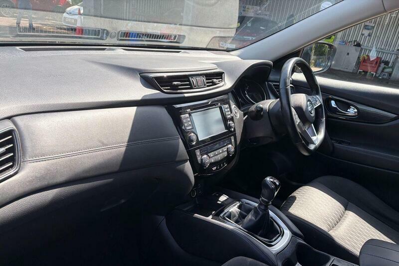 Nissan X-Trail 1.7 Dci N-connecta Euro 6 Ss YF69WZE Black #2