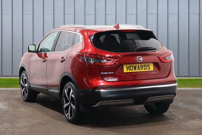 Nissan Qashqai 1.3 Dig-t Tekna Euro 6 Ss B12NSK Red #4