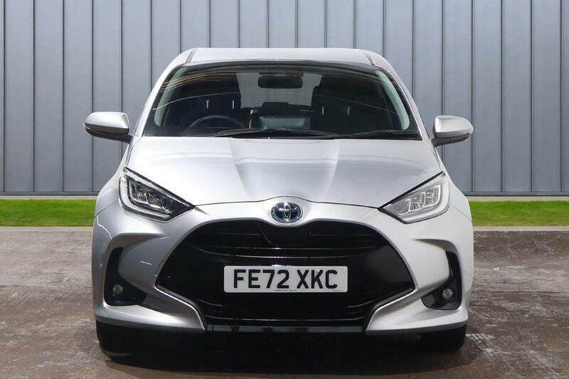 Toyota Yaris 1.5 Vvt-h Design E-cvt Euro 6 Ss FE72XKC Silver #6