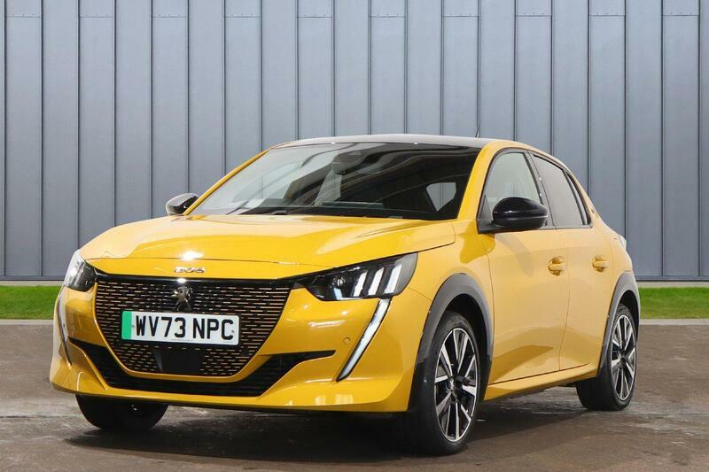 Peugeot e-208 50Kwh Gt 7.4Kw Charger Yellow #4