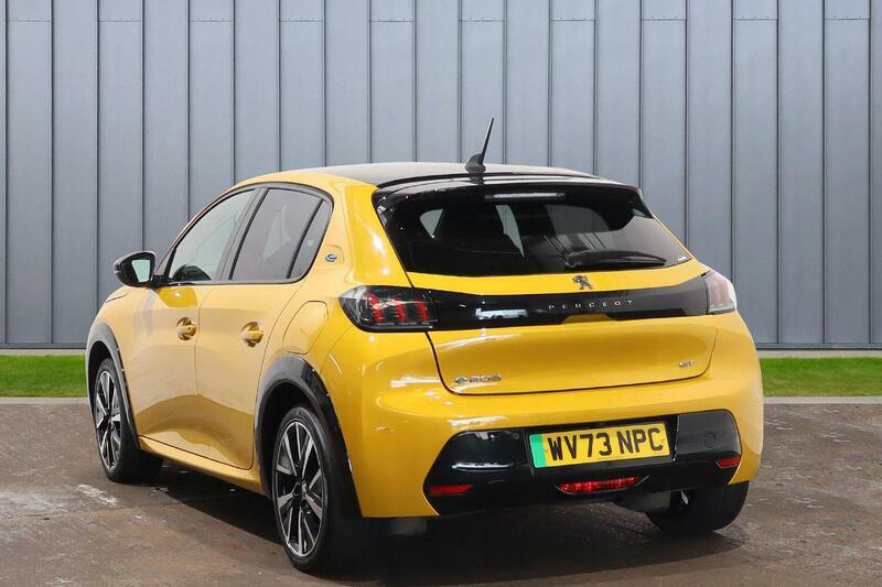 Peugeot e-208 50Kwh Gt 7.4Kw Charger Yellow #3