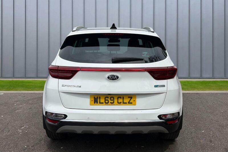 Kia Sportage 2.0 Crdi Ecodynamics 4 Awd Euro 6 Ss White #6