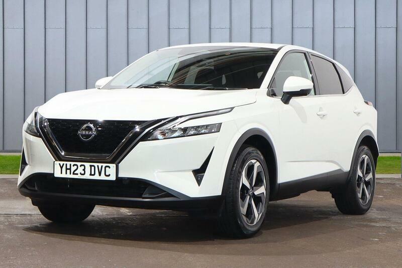 Nissan Qashqai 1.3 Dig-t Mhev N-connecta Euro 6 Ss YH23DVC White #4