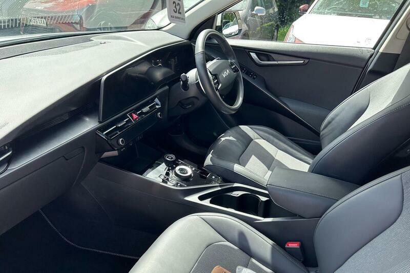 Kia Niro 1.6H Gdi 3 Dct Euro 6 Ss WD72KZC White #2