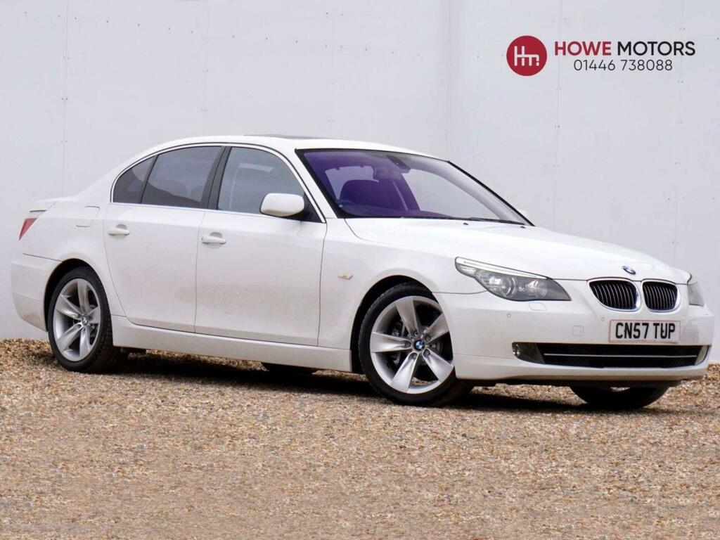 BMW 5 Series 4.8 550I V8 Se Steptronic Euro 4 White