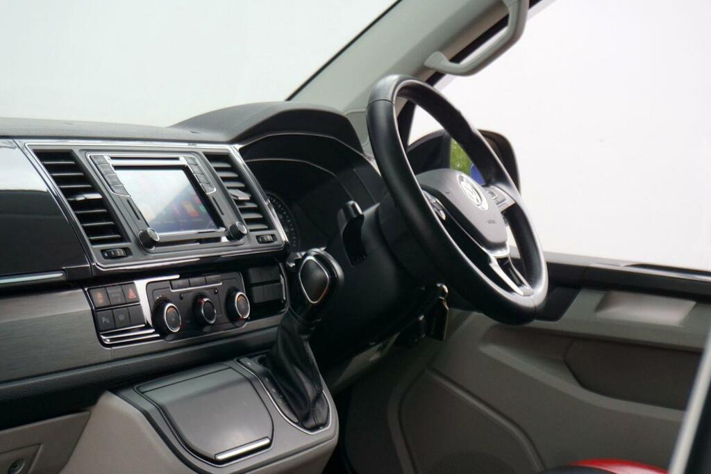 Volkswagen Transporter Sportline Shuttle 2.0 Bitdi Black #18