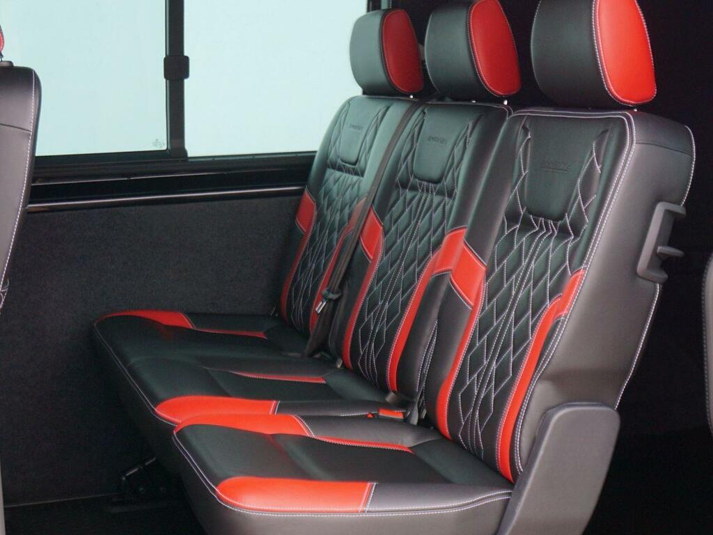 Volkswagen Transporter Sportline Shuttle 2.0 Bitdi Black #12