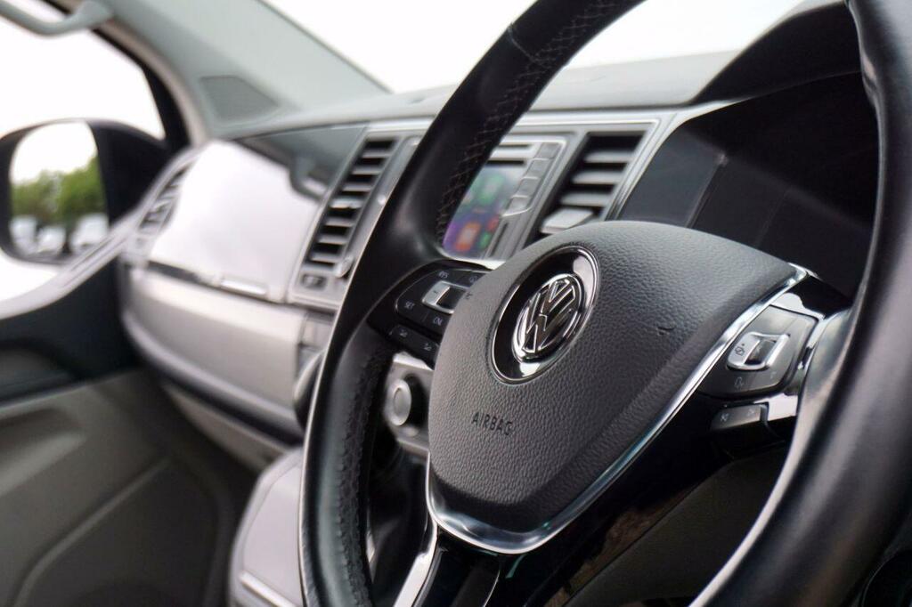 Volkswagen Transporter Sportline Shuttle 2.0 Bitdi Black #16