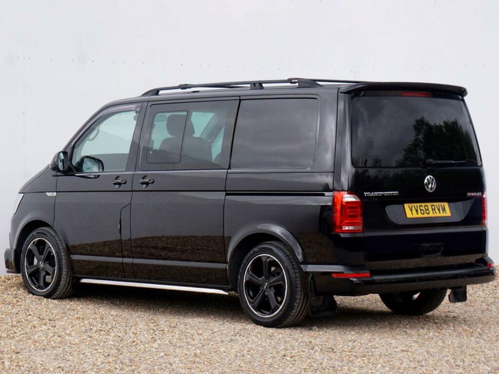 Volkswagen Transporter Sportline Shuttle 2.0 Bitdi Black #7