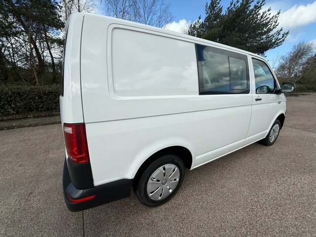 Volkswagen Transporter 2018 2.0 Tdi T30 Bluemotion Tech Startline Kombi D SH67UUF White #3