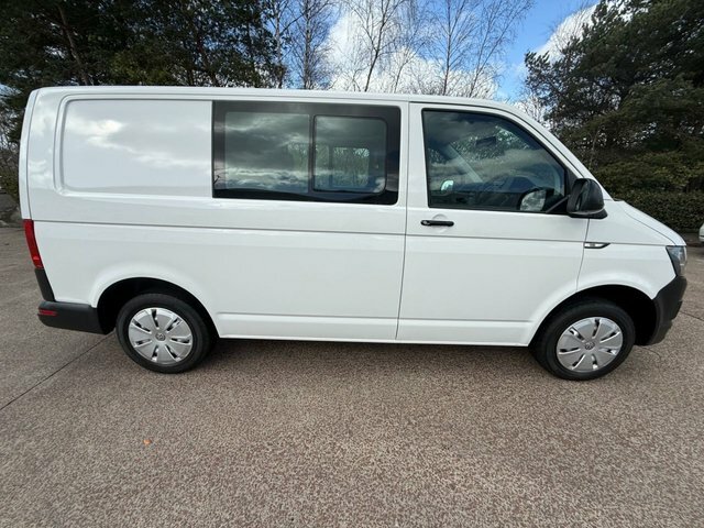 Volkswagen Transporter 2018 2.0 Tdi T30 Bluemotion Tech Startline Kombi D SH67UUF White #2